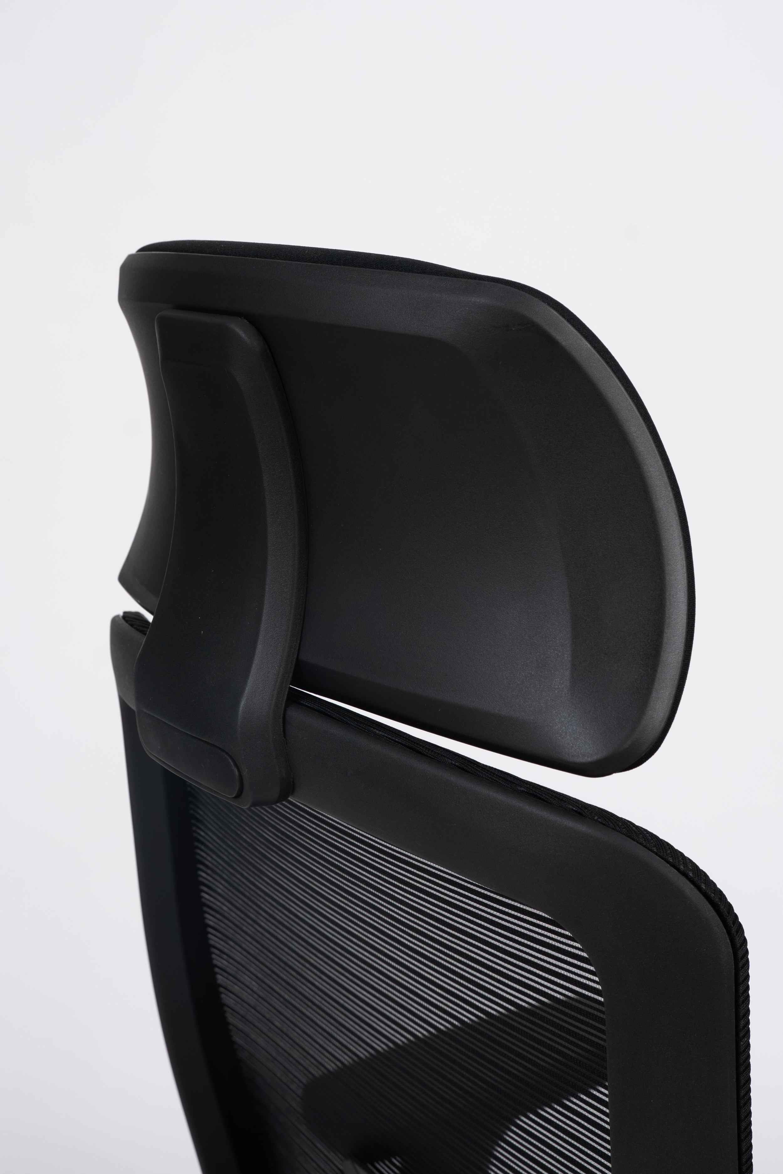 Throne Chair - FlakeTech - Office furniture